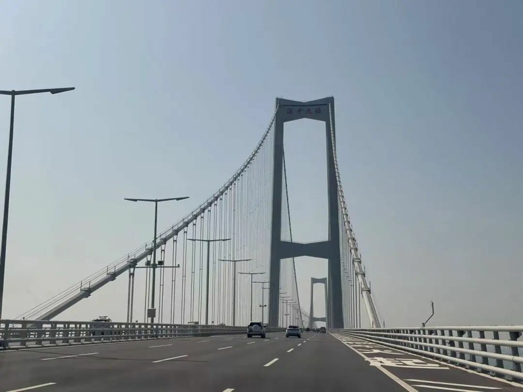 打卡深中通道穿梭巴士!苏州金龙新V系客车开启大湾区“跨海快线” - 第1张 - 提加商用车网 打卡深中通道穿梭巴士!苏州金龙新V系客车开启大湾区“跨海快线” - 第1张