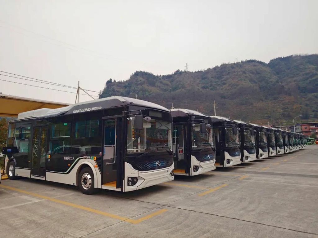 金龙新能源公交车在湖南吉首正式投入运营! - 第4张 - 提加商用车网 金龙新能源公交车在湖南吉首正式投入运营! - 第4张