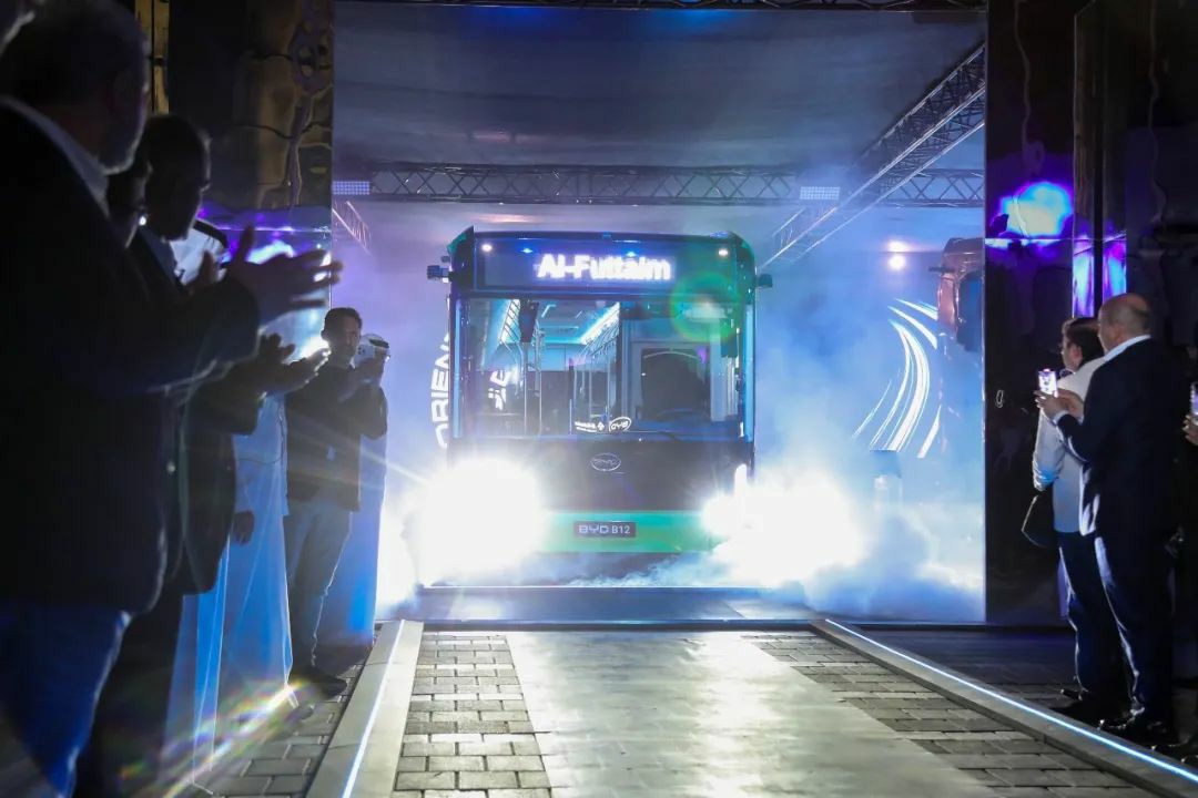 比亚迪商用车正式登陆阿联酋 引领绿色商用交通新时代 - 第1张 - 提加商用车网 比亚迪商用车正式登陆阿联酋 引领绿色商用交通新时代 - 第1张