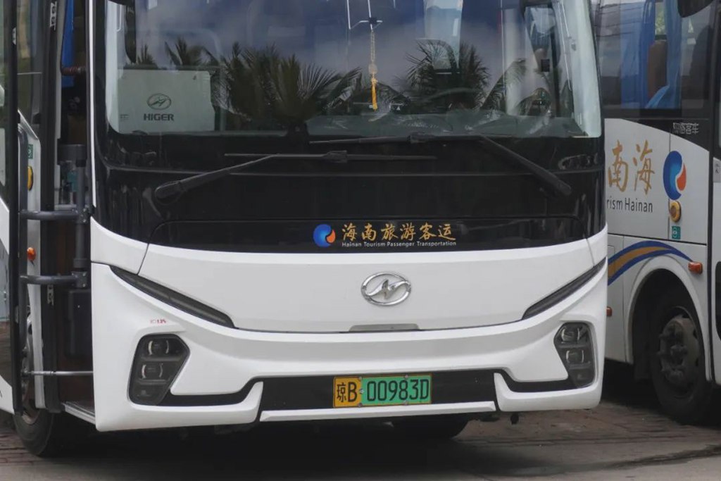 椰林下的风景线!苏州金龙助力三亚绿色出行升级 - 第6张 - 提加商用车网 椰林下的风景线!苏州金龙助力三亚绿色出行升级 - 第6张