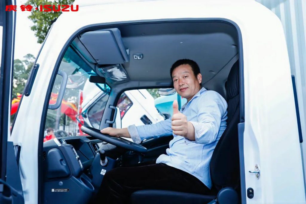 品质性价比拉满,轻卡中高端之星!庆铃五十铃新600系列惊艳深圳! - 第7张 - 提加商用车网 品质性价比拉满,轻卡中高端之星!庆铃五十铃新600系列惊艳深圳! - 第7张