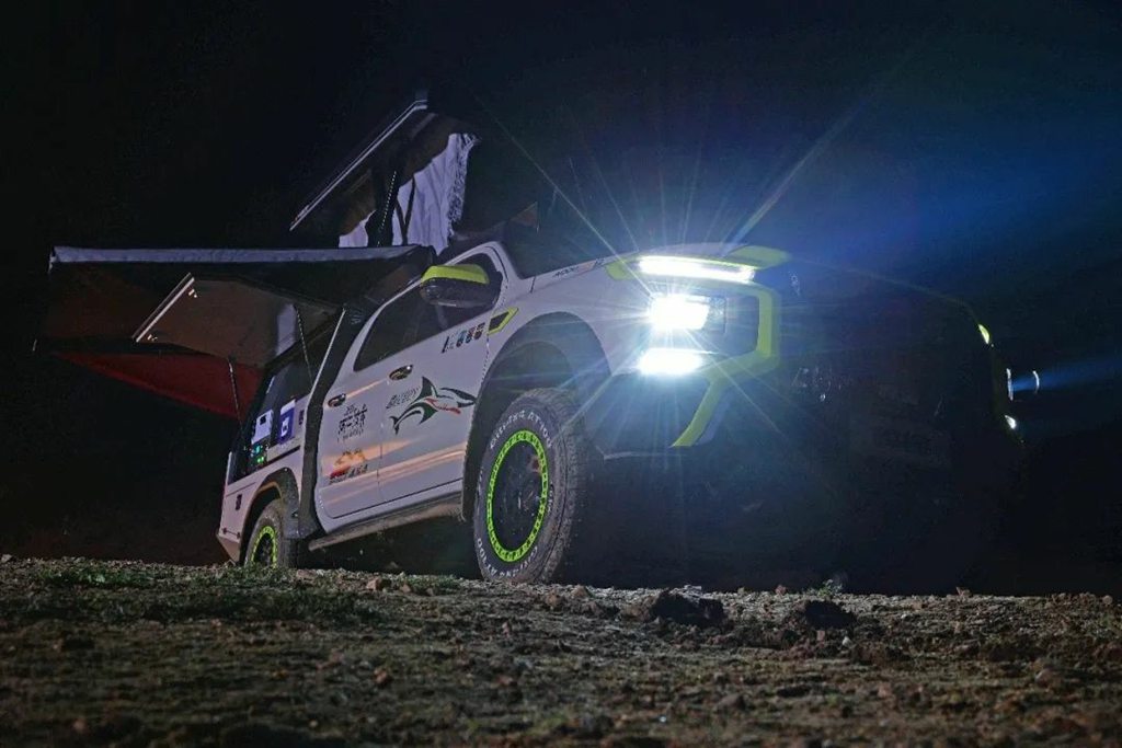 江淮皮卡:中国皮卡助阵中国电影,网友热评见证民族自豪 - 第7张 - 提加商用车网 江淮皮卡:中国皮卡助阵中国电影,网友热评见证民族自豪 - 第7张