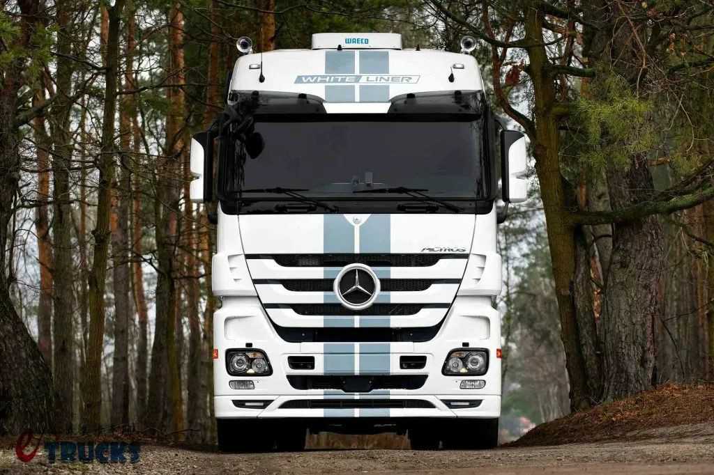 15年前的奔驰顶级旗舰!全球限量500台,奔驰Actros White Liner限量版卡车实拍 - 第8张 - 提加商用车网 15年前的奔驰顶级旗舰!全球限量500台,奔驰Actros White Liner限量版卡车实拍 - 第8张