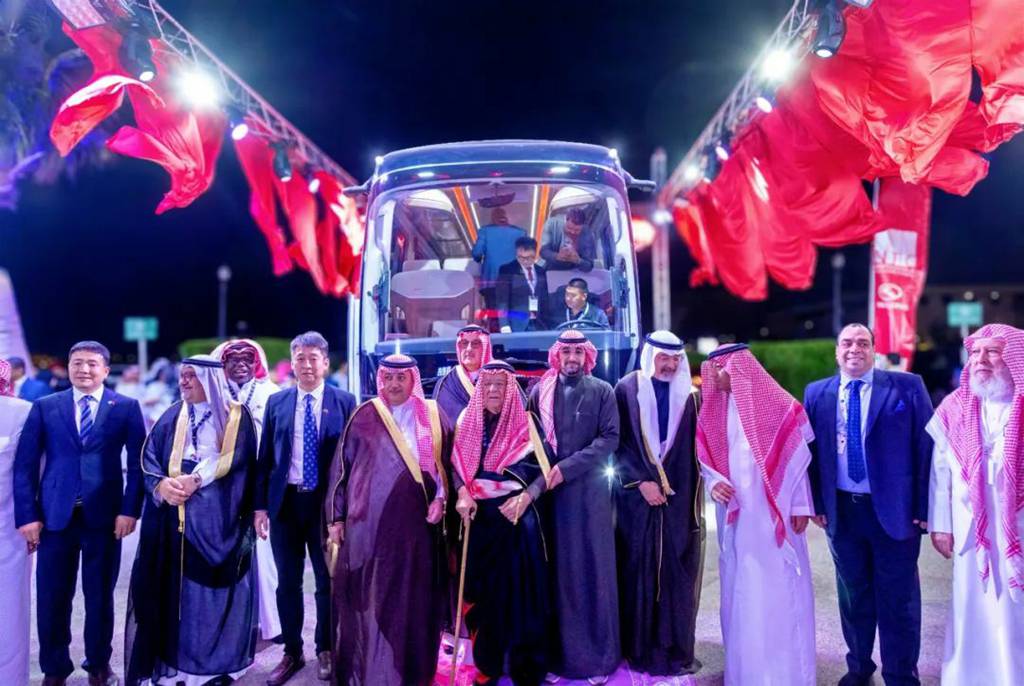 金龙与沙特携手20周年,共绘“一带一路”丝路典范 - 第12张 - 提加商用车网 金龙与沙特携手20周年,共绘“一带一路”丝路典范 - 第12张