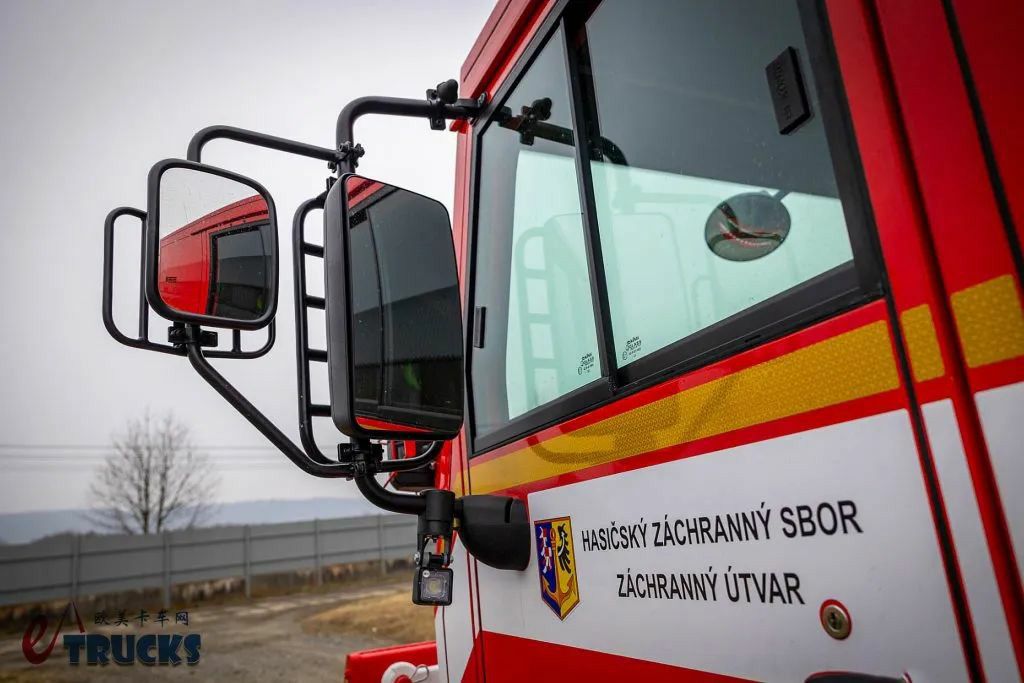 风冷V8柴油机+强悍越野性能,灾难开路急先锋!太脱拉Force 8×8架桥车了解一下 - 第10张 - 提加商用车网 风冷V8柴油机+强悍越野性能,灾难开路急先锋!太脱拉Force 8×8架桥车了解一下 - 第10张