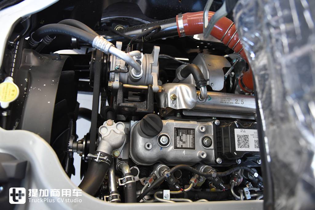 探秘庆铃五十铃新 100P:轻卡界的 “常青树” 如何再绽光芒 - 第10张 - 提加商用车网 探秘庆铃五十铃新 100P:轻卡界的 “常青树” 如何再绽光芒 - 第10张