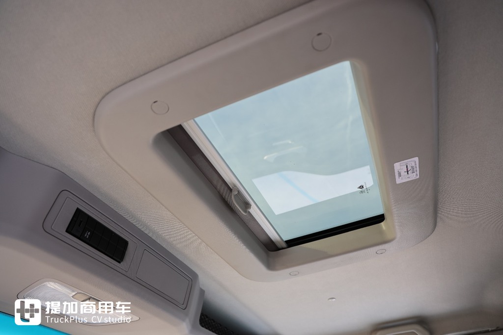 132度大电量,双档电驱桥电耗再降低,重汽悍将PRO新能源实拍 - 第14张 - 提加商用车网 132度大电量,双档电驱桥电耗再降低,重汽悍将PRO新能源实拍 - 第14张