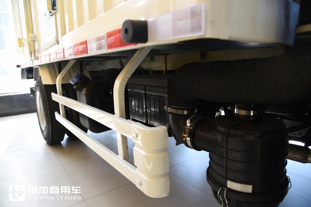 探秘庆铃五十铃新 100P:轻卡界的 “常青树” 如何再绽光芒 - 第14张 - 提加商用车网 探秘庆铃五十铃新 100P:轻卡界的 “常青树” 如何再绽光芒 - 第14张