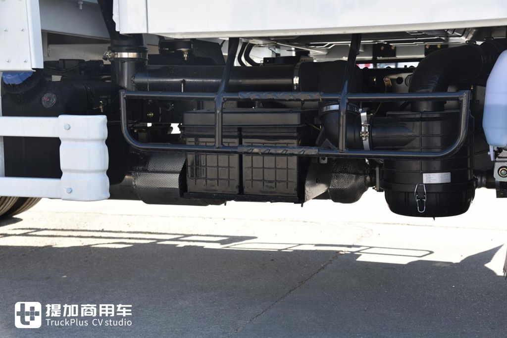 怎么满足如今货运市场的多元需求?庆铃五十铃KV100 双排货车凭实力回应 - 第15张 - 提加商用车网 怎么满足如今货运市场的多元需求?庆铃五十铃KV100 双排货车凭实力回应 - 第15张