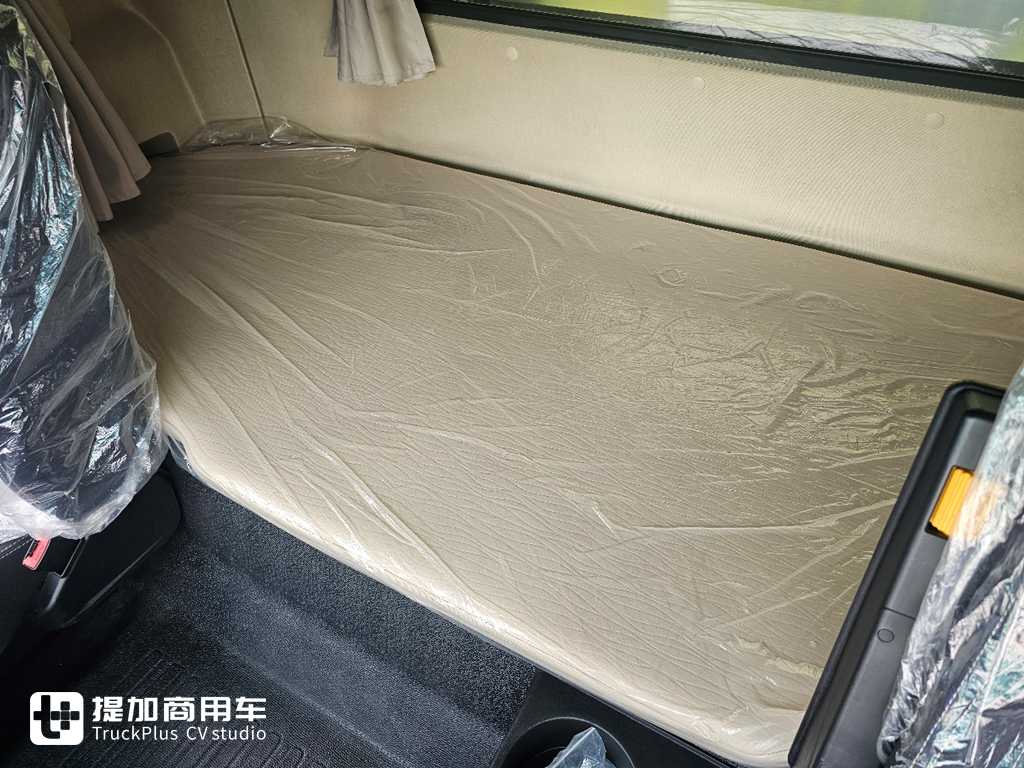 宇通推出800度电的牵引车,还能跑600公里!宇通远界T800实拍 - 第17张 - 提加商用车网 宇通推出800度电的牵引车,还能跑600公里!宇通远界T800实拍 - 第17张