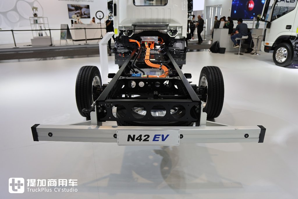 标配L2智驾辅助,和国内版本区别大,亮相欧洲的江淮N42轻卡实拍 - 第19张 - 提加商用车网 标配L2智驾辅助,和国内版本区别大,亮相欧洲的江淮N42轻卡实拍 - 第19张