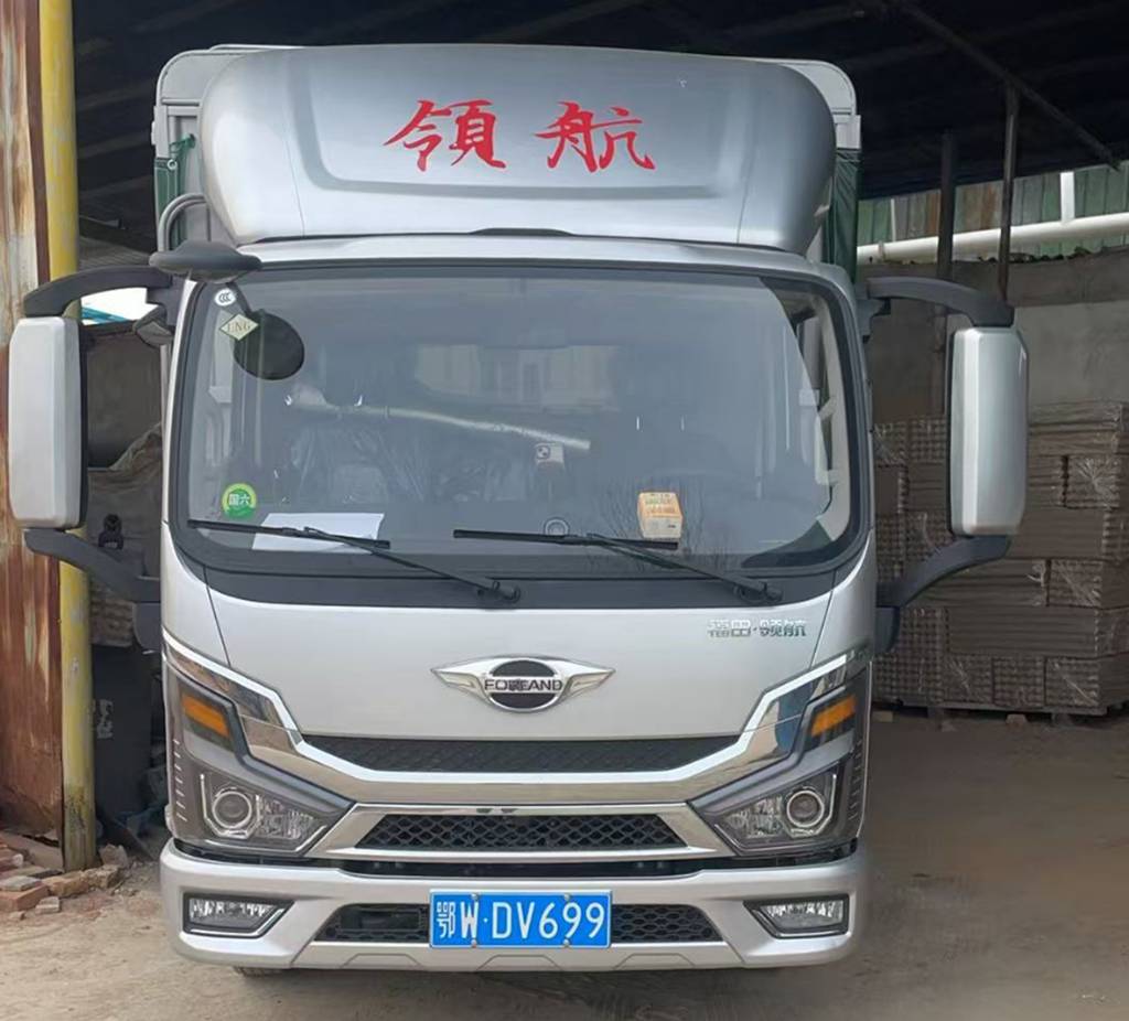 燃气车初体验 湖北卡友赞LNG领航大G-轻卡是省钱实力派 - 第2张 - 提加商用车网 燃气车初体验 湖北卡友赞LNG领航大G-轻卡是省钱实力派 - 第2张