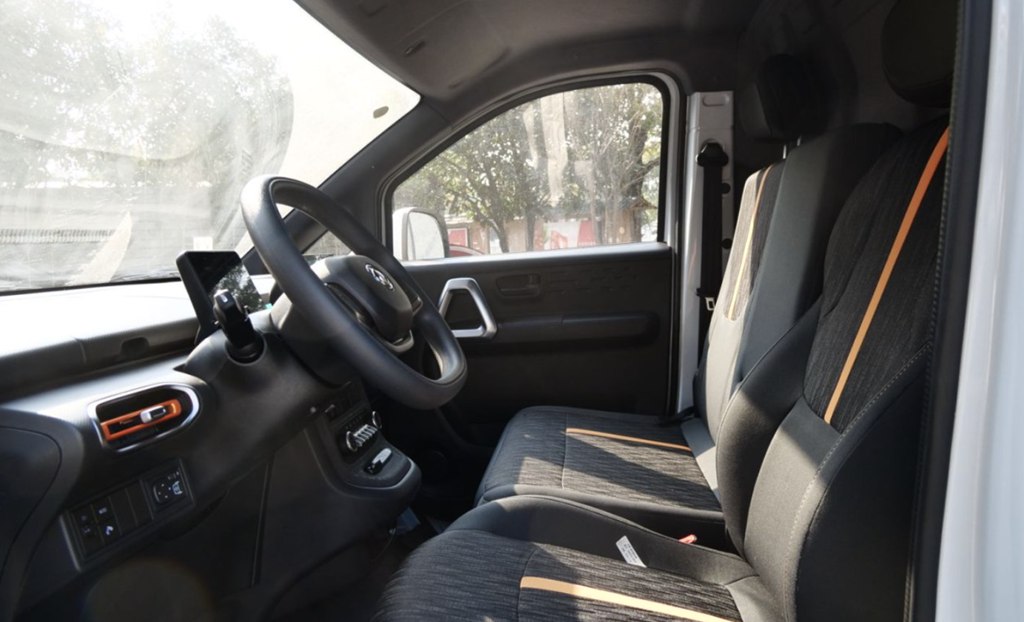 物流用车全新貌,“城配”高铁为君启 - 第3张 - 提加商用车网 物流用车全新貌,“城配”高铁为君启 - 第3张