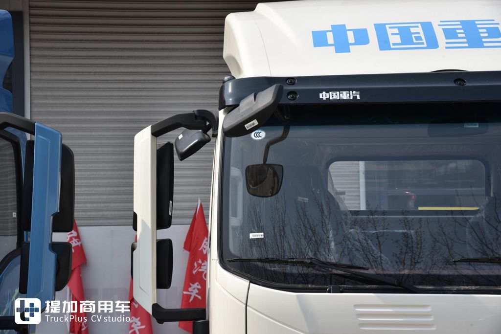 蓝立方 100 度与 132 度双版本:精准破局城配与城际运输难题 - 第4张 - 提加商用车网 蓝立方 100 度与 132 度双版本:精准破局城配与城际运输难题 - 第4张