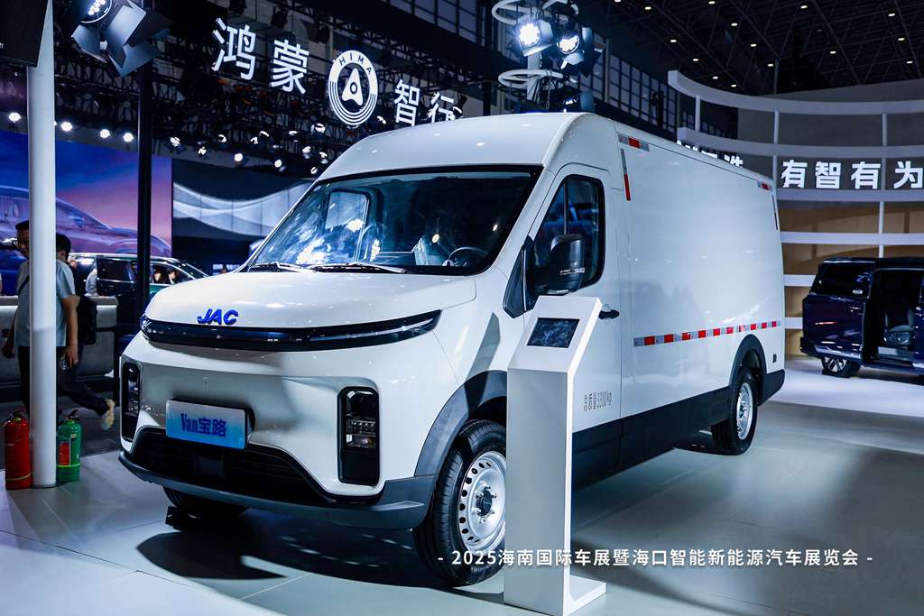 Van宝路亮相2025海南车展 引领绿色物流新未来 - 第4张 - 提加商用车网 Van宝路亮相2025海南车展 引领绿色物流新未来 - 第4张