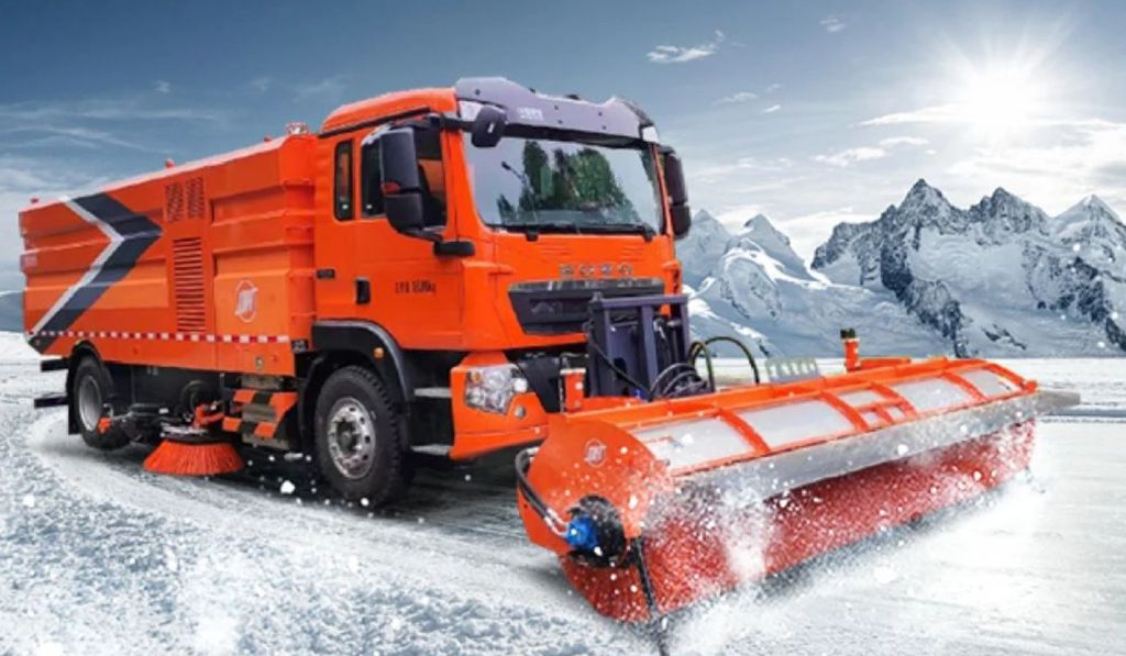 驭雪铁骑!中国重汽豪沃TX除雪车精准出击,护航齐鲁畅通之路! - 第4张 - 提加商用车网 驭雪铁骑!中国重汽豪沃TX除雪车精准出击,护航齐鲁畅通之路! - 第4张