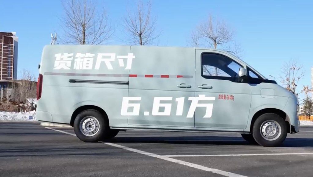 征服极寒无压力,“城配高铁”硬实力被“老外”赛车手点赞 - 第4张 - 提加商用车网 征服极寒无压力,“城配高铁”硬实力被“老外”赛车手点赞 - 第4张