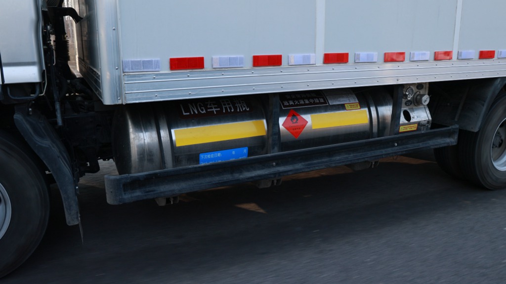 德州快递先锋生师傅:领航大G-LNG轻卡破解“高效与成本”双重难题 - 第4张 - 提加商用车网 德州快递先锋生师傅:领航大G-LNG轻卡破解“高效与成本”双重难题 - 第4张