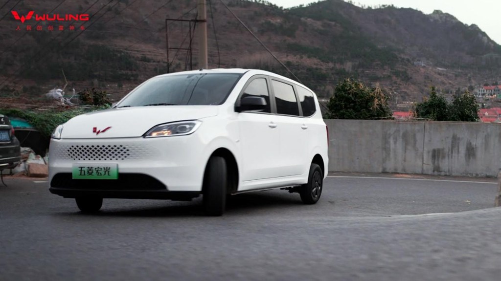 宏光增程,神车更神!五菱宏光增程版6.88万元起正式预售 - 第5张 - 提加商用车网 宏光增程,神车更神!五菱宏光增程版6.88万元起正式预售 - 第5张