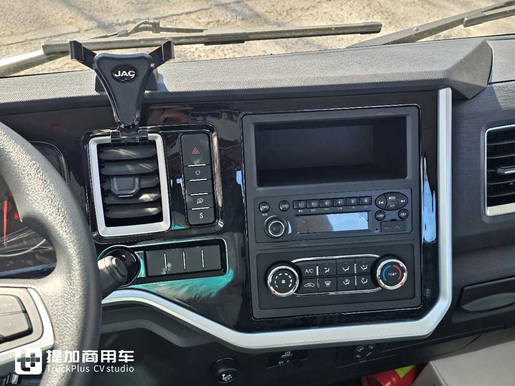电动轻卡怎么选?江淮新能源康铃EK6告诉你,还是老品牌最靠谱 - 第7张 - 提加商用车网 电动轻卡怎么选?江淮新能源康铃EK6告诉你,还是老品牌最靠谱 - 第7张