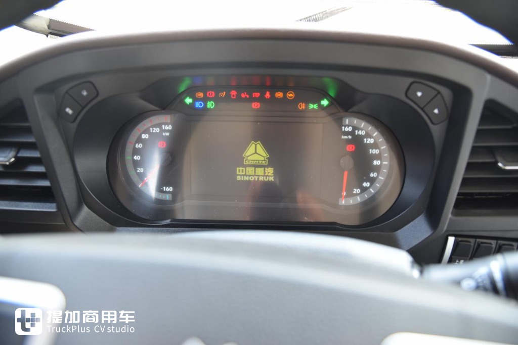 蓝立方 100 度与 132 度双版本:精准破局城配与城际运输难题 - 第8张 - 提加商用车网 蓝立方 100 度与 132 度双版本:精准破局城配与城际运输难题 - 第8张