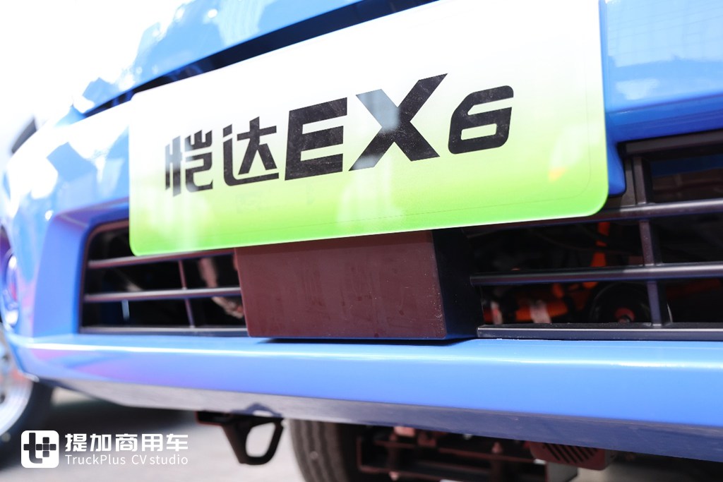 轿卡装载量14方,半小时充满电,城配卷王江淮恺达EX6行业定制车实拍 - 第8张 - 提加商用车网 轿卡装载量14方,半小时充满电,城配卷王江淮恺达EX6行业定制车实拍 - 第8张