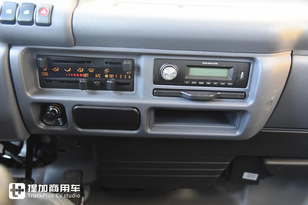 探秘庆铃五十铃新 100P:轻卡界的 “常青树” 如何再绽光芒 - 第8张 - 提加商用车网 探秘庆铃五十铃新 100P:轻卡界的 “常青树” 如何再绽光芒 - 第8张