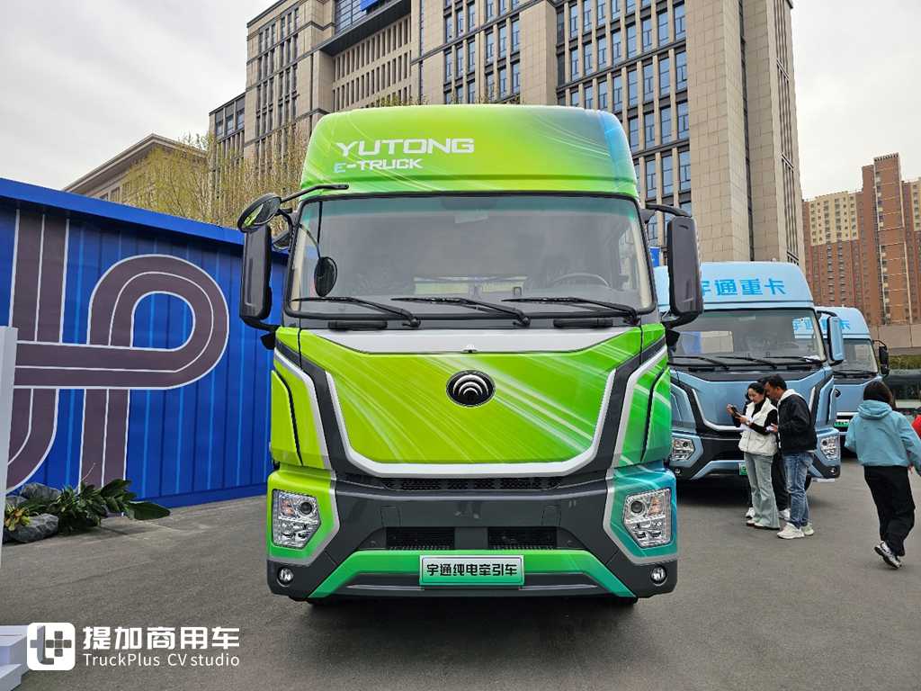 宇通推出800度电的牵引车,还能跑600公里!宇通远界T800实拍 - 第9张 - 提加商用车网 宇通推出800度电的牵引车,还能跑600公里!宇通远界T800实拍 - 第9张