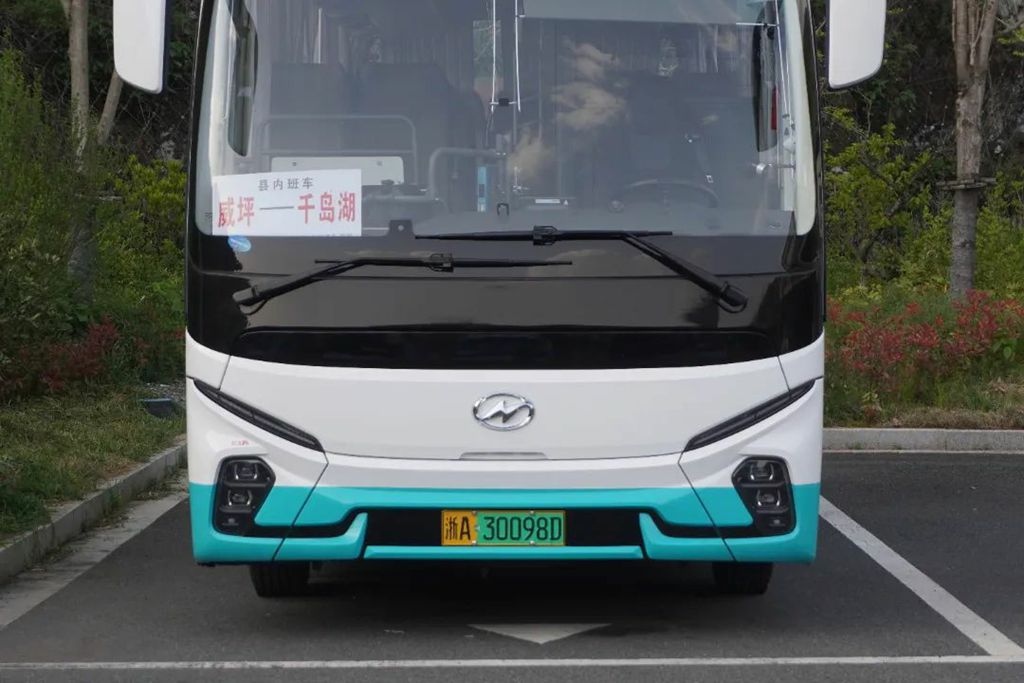 公共交通大升级!苏州金龙新V系客车首秀杭州 - 第2张 - 提加商用车网 公共交通大升级!苏州金龙新V系客车首秀杭州 - 第2张