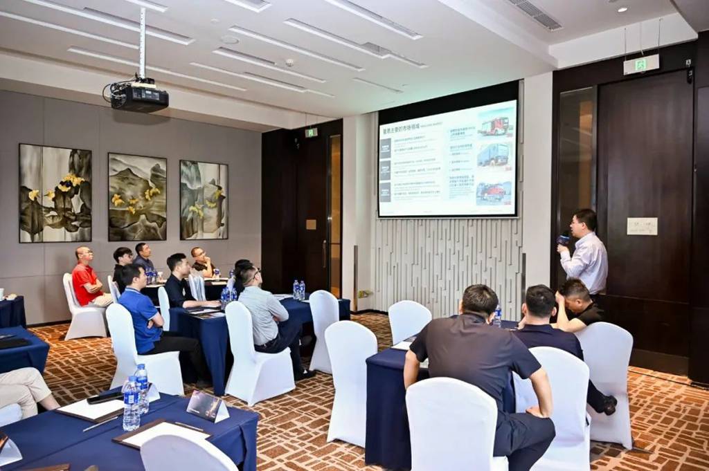 曼恩上装产品和技术交流会落地蓉城 - 第2张 - 提加商用车网 曼恩上装产品和技术交流会落地蓉城 - 第2张