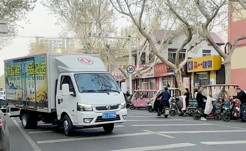东风途逸T5 守护师生舌尖上的安全 - 第2张 - 提加商用车网 东风途逸T5 守护师生舌尖上的安全 - 第2张