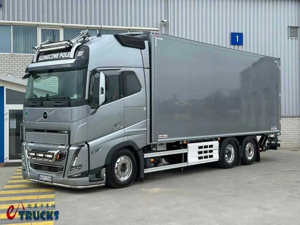 全球最大马力冷藏车?780匹发动机+底置冷机,这台沃尔沃FH 16竟用来拉腌菜? - 第2张 - 提加商用车网 全球最大马力冷藏车?780匹发动机+底置冷机,这台沃尔沃FH 16竟用来拉腌菜? - 第2张