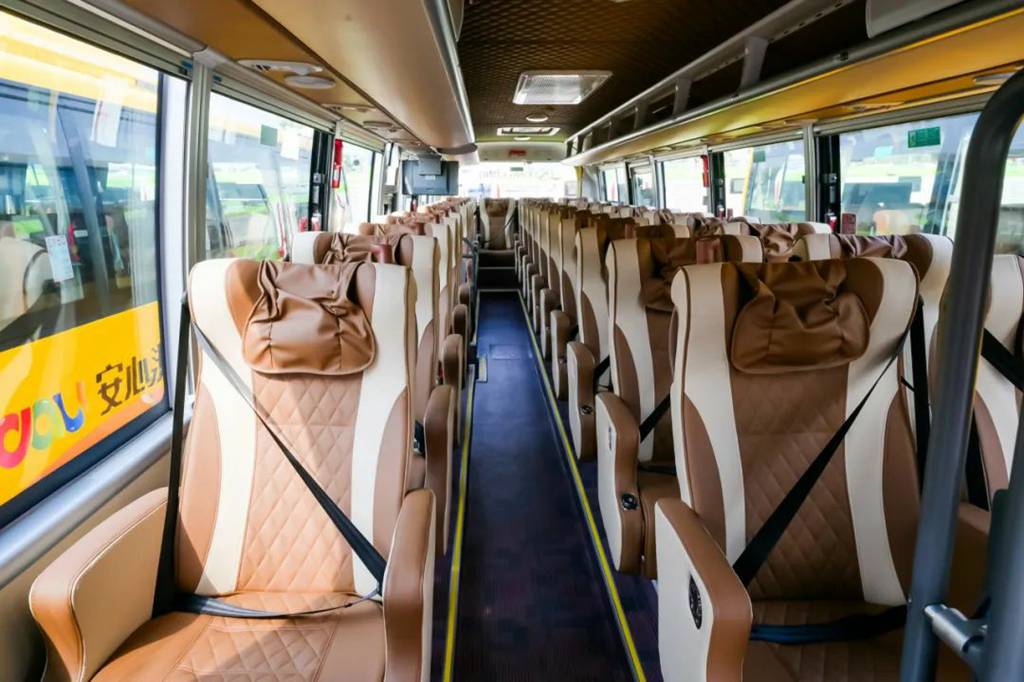 金龙纯电动客车批量交付云南大理，助力大理文旅“绿色焕新” - 第2张