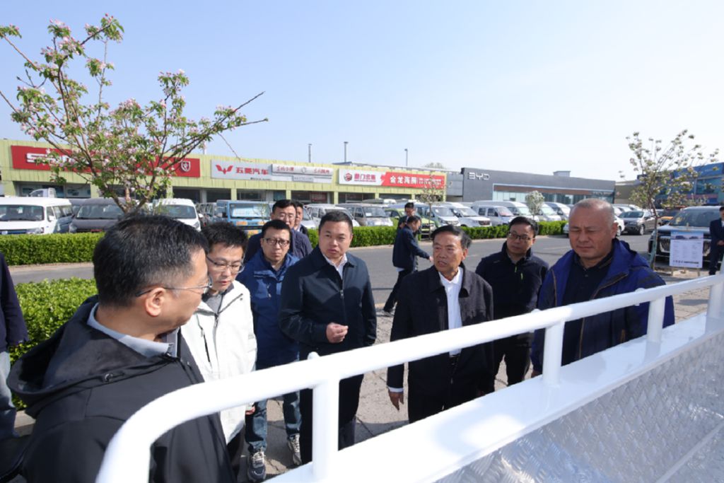 东风御风工程车北京推介会圆满举行 - 第3张 - 提加商用车网 东风御风工程车北京推介会圆满举行 - 第3张