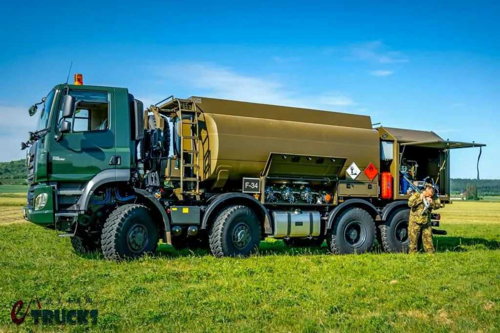 8×8超强越野底盘,能拉1.5万升燃油?太脱拉Phoenix凤凰军用油罐车实拍 - 第11张 - 提加商用车网 8×8超强越野底盘,能拉1.5万升燃油?太脱拉Phoenix凤凰军用油罐车实拍 - 第11张