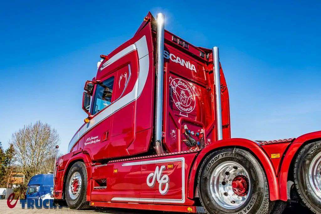 660匹V8发动机,平头爆改长头致敬3系经典!斯堪尼亚T660改装长头卡车实拍 - 第12张 - 提加商用车网 660匹V8发动机,平头爆改长头致敬3系经典!斯堪尼亚T660改装长头卡车实拍 - 第12张