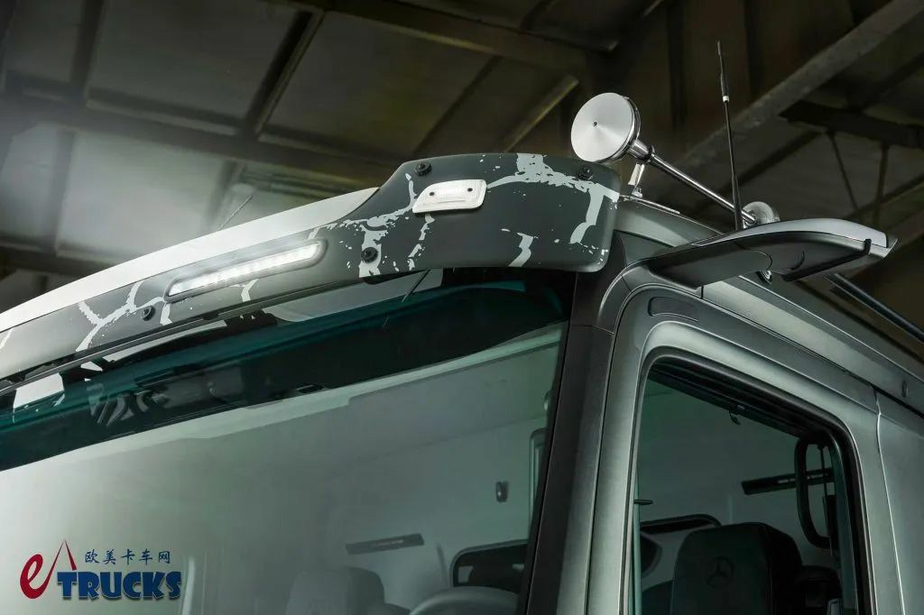 最强工程车?定制内饰外观,全球仅100台!奔驰Arocs Extent限量版卡车来袭 - 第11张 - 提加商用车网 最强工程车?定制内饰外观,全球仅100台!奔驰Arocs Extent限量版卡车来袭 - 第11张