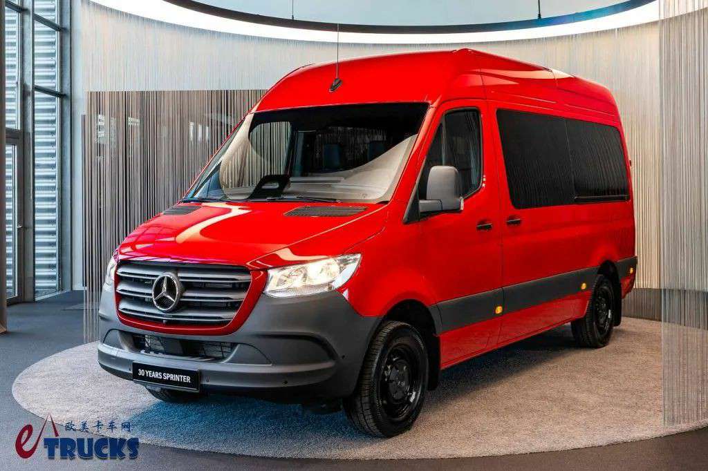 变身售卖车、工具车、化妆车、移动健身车?奔驰Sprinter凌特诞生30年,带您看它的特色衍生车型 - 第13张 - 提加商用车网 变身售卖车、工具车、化妆车、移动健身车?奔驰Sprinter凌特诞生30年,带您看它的特色衍生车型 - 第13张