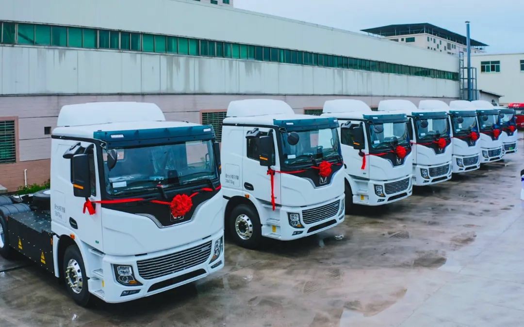 预见“梅”好!百台徐工底置充电牵引车奔赴广东梅州 - 第1张 - 提加商用车网 预见“梅”好!百台徐工底置充电牵引车奔赴广东梅州 - 第1张