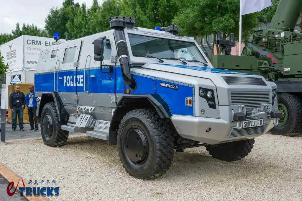 曼恩TGM四驱底盘打造,能拉35人去越野!Torsus Praetorian越野巴士见过没? - 第14张 - 提加商用车网 曼恩TGM四驱底盘打造,能拉35人去越野!Torsus Praetorian越野巴士见过没? - 第14张