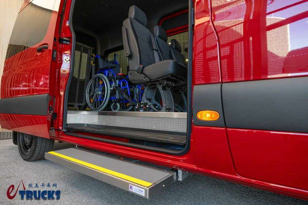 变身售卖车、工具车、化妆车、移动健身车?奔驰Sprinter凌特诞生30年,带您看它的特色衍生车型 - 第14张 - 提加商用车网 变身售卖车、工具车、化妆车、移动健身车?奔驰Sprinter凌特诞生30年,带您看它的特色衍生车型 - 第14张