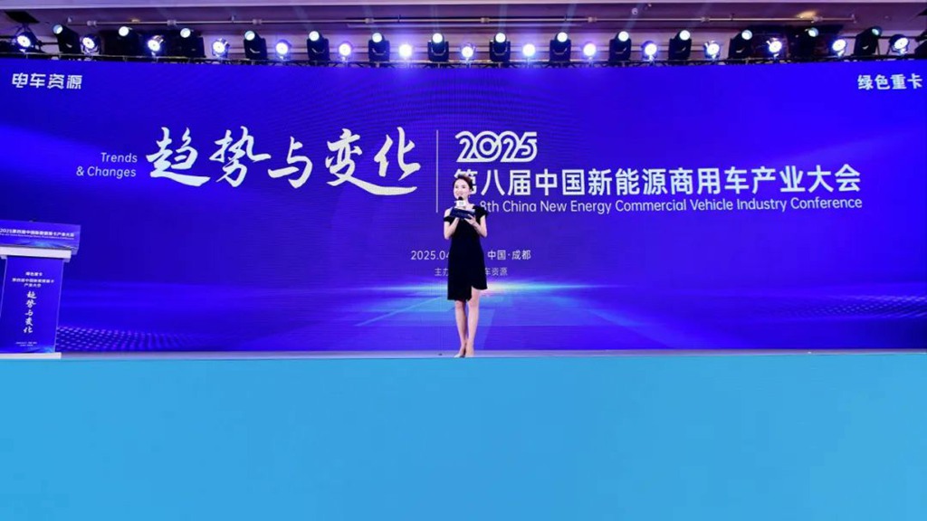 荣获“绿卡奖”背后:宇通重卡如何用更高价值赢得用户青睐? - 第1张 - 提加商用车网 荣获“绿卡奖”背后:宇通重卡如何用更高价值赢得用户青睐? - 第1张