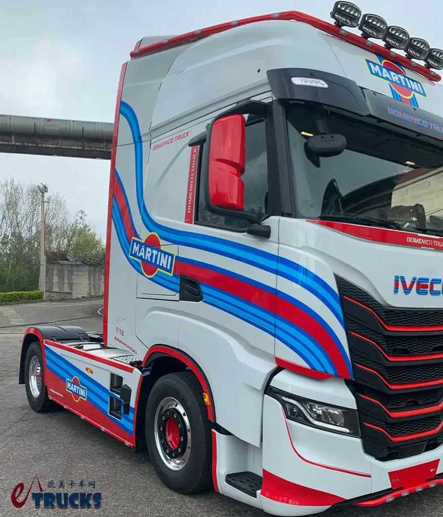 身披MARTINI经典涂装,全球限量十台,依维柯S-Way特别版牵引车实拍 - 第15张 - 提加商用车网 身披MARTINI经典涂装,全球限量十台,依维柯S-Way特别版牵引车实拍 - 第15张
