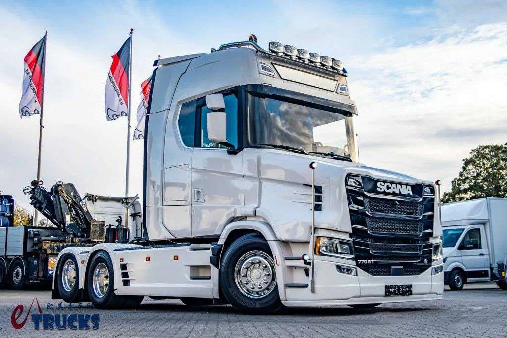 660匹V8发动机,平头爆改长头致敬3系经典!斯堪尼亚T660改装长头卡车实拍 - 第1张 - 提加商用车网 660匹V8发动机,平头爆改长头致敬3系经典!斯堪尼亚T660改装长头卡车实拍 - 第1张