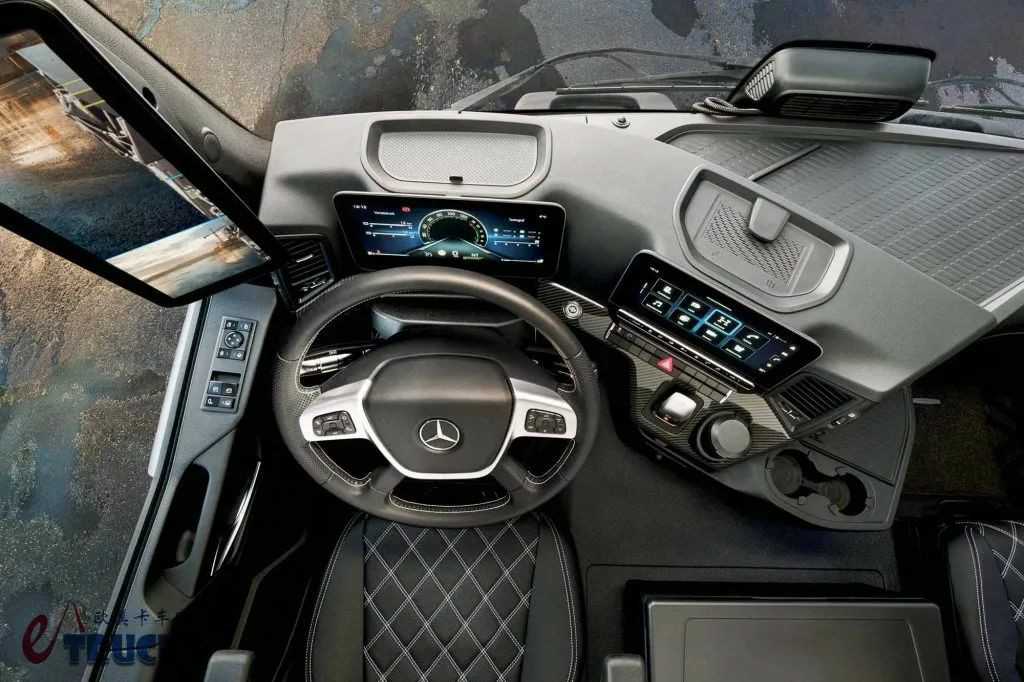 主打高可靠性，奔驰eArocs 400纯电动工程车来袭，实拍带你看看实力几何 - 第17张