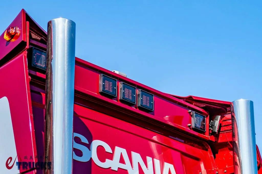 660匹V8发动机,平头爆改长头致敬3系经典!斯堪尼亚T660改装长头卡车实拍 - 第18张 - 提加商用车网 660匹V8发动机,平头爆改长头致敬3系经典!斯堪尼亚T660改装长头卡车实拍 - 第18张