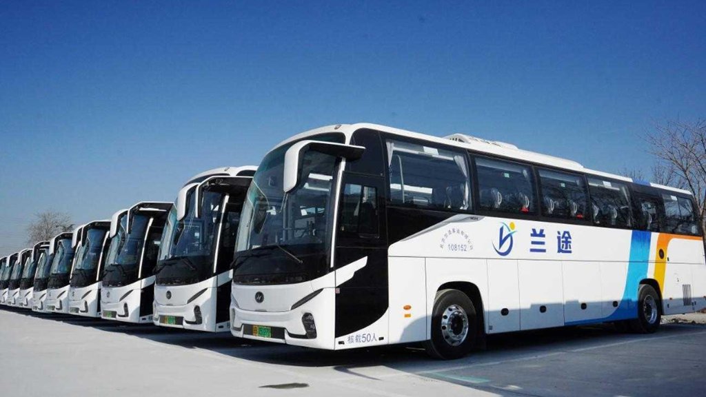 纯电旗舰重构首都出行生态!苏州金龙新V系赋能北京兰途绿色进阶 - 第1张 - 提加商用车网 纯电旗舰重构首都出行生态!苏州金龙新V系赋能北京兰途绿色进阶 - 第1张