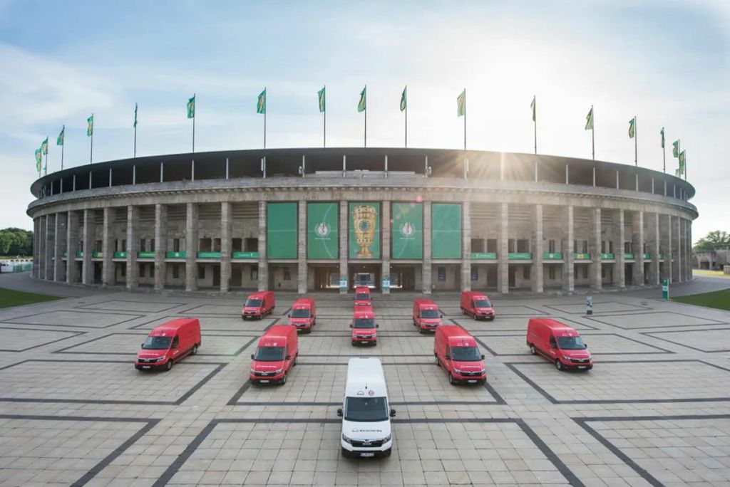 曼恩钢铁雄狮X绿荫豪门 | 共贺拜仁125周年 - 第3张 - 提加商用车网 曼恩钢铁雄狮X绿荫豪门 | 共贺拜仁125周年 - 第3张