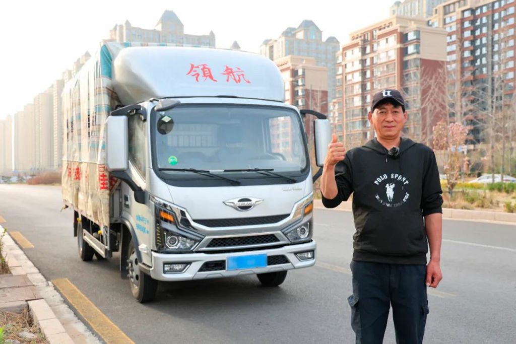 石家庄绿通司机何师傅:绿通神器——领航大G-LNG轻卡让我抢跑绿通运输路 - 第5张 - 提加商用车网 石家庄绿通司机何师傅:绿通神器——领航大G-LNG轻卡让我抢跑绿通运输路 - 第5张