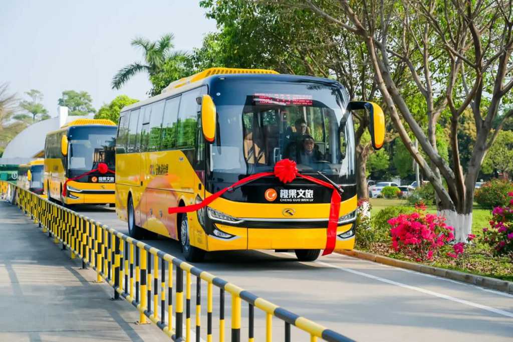金龙纯电动客车批量交付云南大理，助力大理文旅“绿色焕新” - 第3张